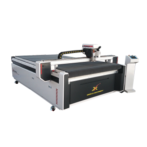 布料智能裁剪机提高布料裁剪效率！星凯振动刀切割...